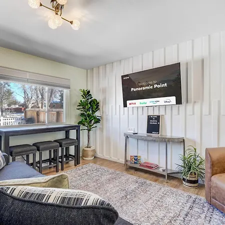 Villa Panoramic Point - Downtown King Full Kitchen